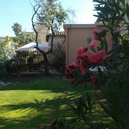 At Fourth Πανσιόν