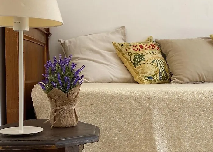 At Fourth Κάλιαρι