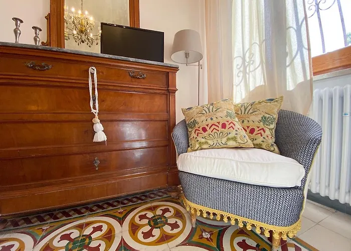 Casa de hóspedes At Fourth Cagliari